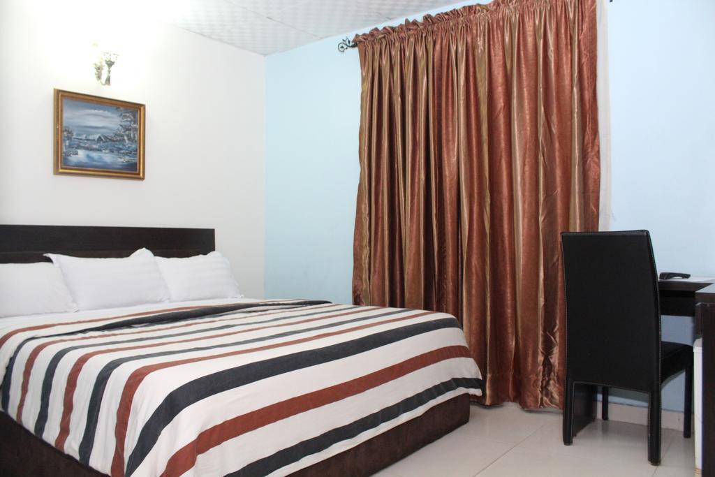 Bluespring Hotel Maryland Extérieur photo