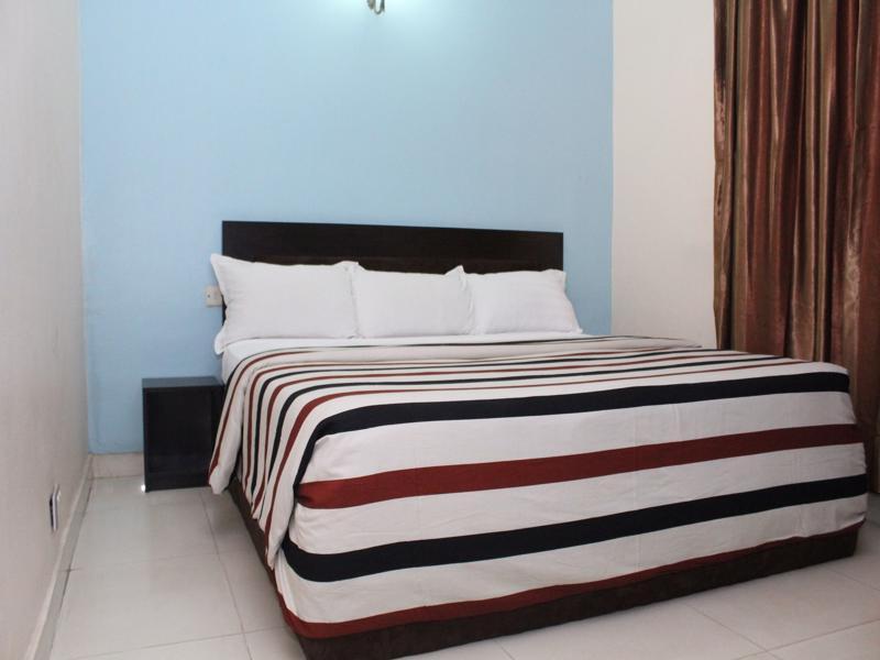 Bluespring Hotel Maryland Extérieur photo